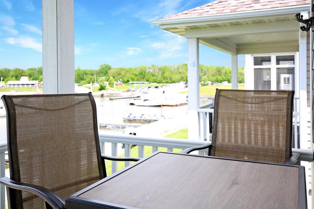 Cozy Quarters Villa #228 Ottawa Εξωτερικό φωτογραφία